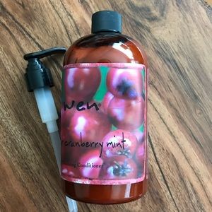 Wen Winter Cranberry Mint Cleansing Conditioner